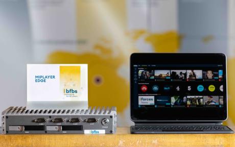 The new MiPlayer Edge hub (pictured left) which delivers content to multiple personal devices – such as iPads – in a given location. Credit: ‘Robert Weideman, Schmooly’